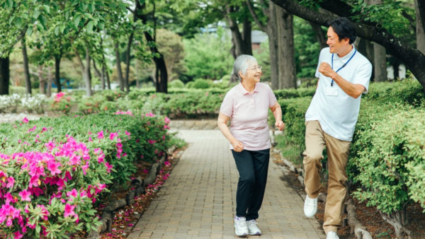 リハビリしないとどうなる？理学療法士に聞くリハビリの効果や目的