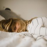 【よくある睡眠トラブル】不眠・寝付きの悪さを解消するヒント