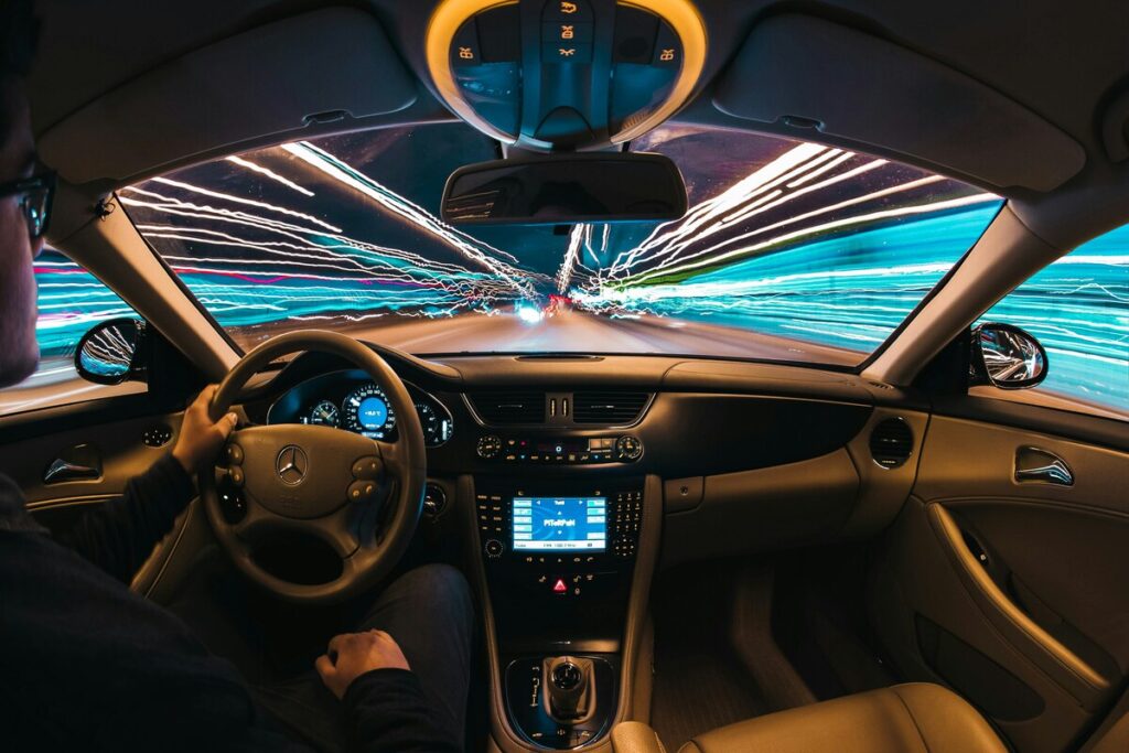 車、車内
