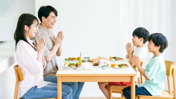 笑顔と健康をつくる食育とは？心を満たす食事習慣のすすめ