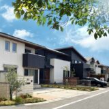 A residential neighborhood with detached houses lined up, representing an image of pre-owned homes for sale.